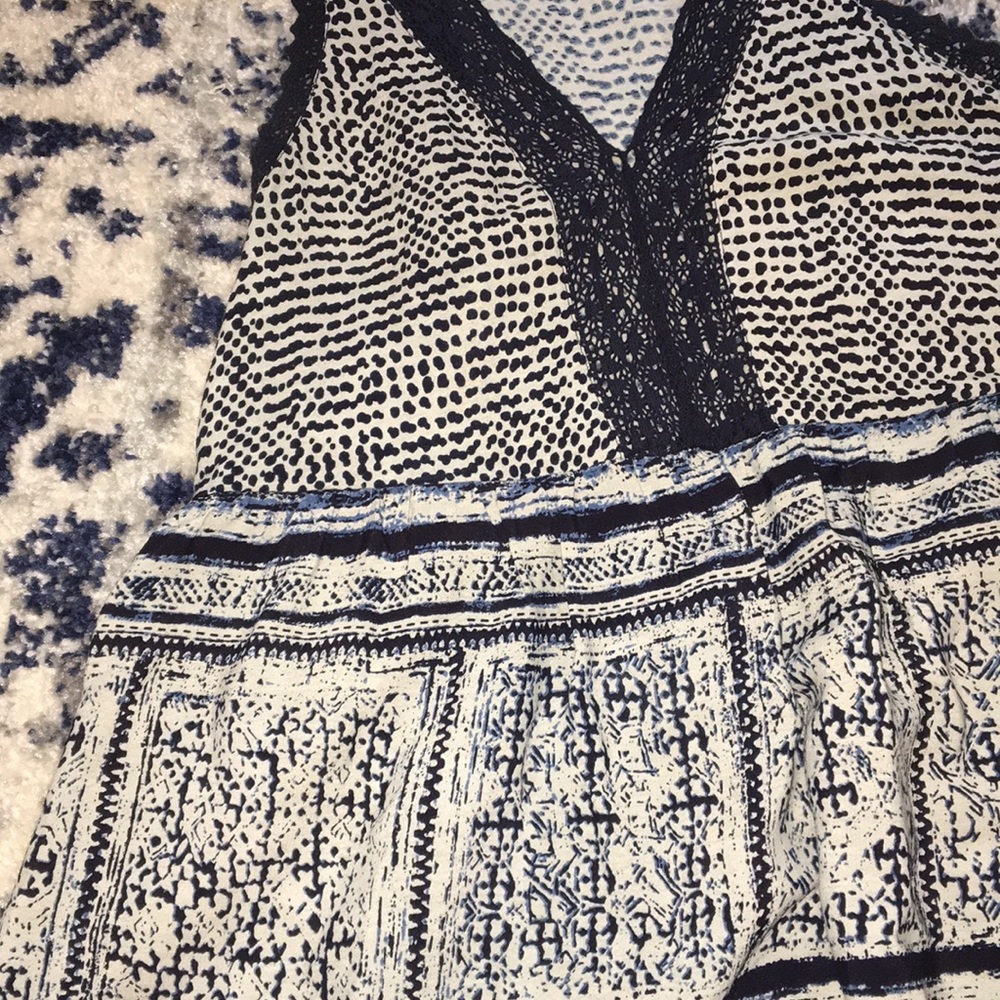 Lucky Brand Beautiful Patterned Tank - Picture 5 of 5